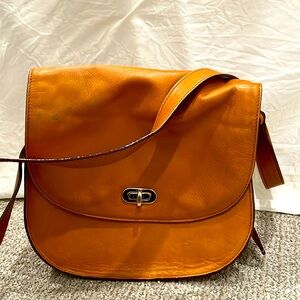 Lo & Sons Claremont Bag